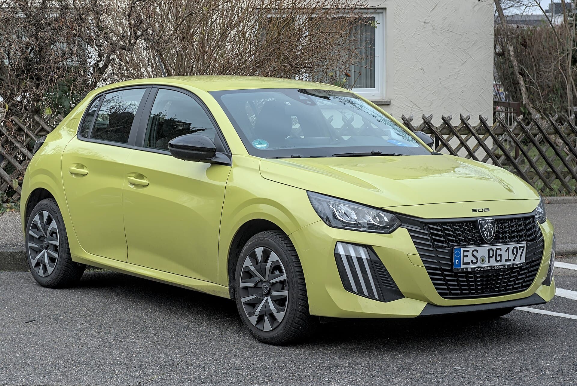 Peugeot 208 — photo 4